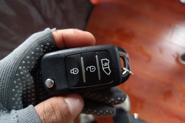 Ford E-Transit 2025 car image #10