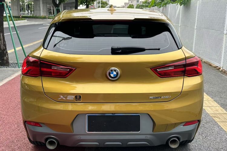 BMW X2 2020 car image #10