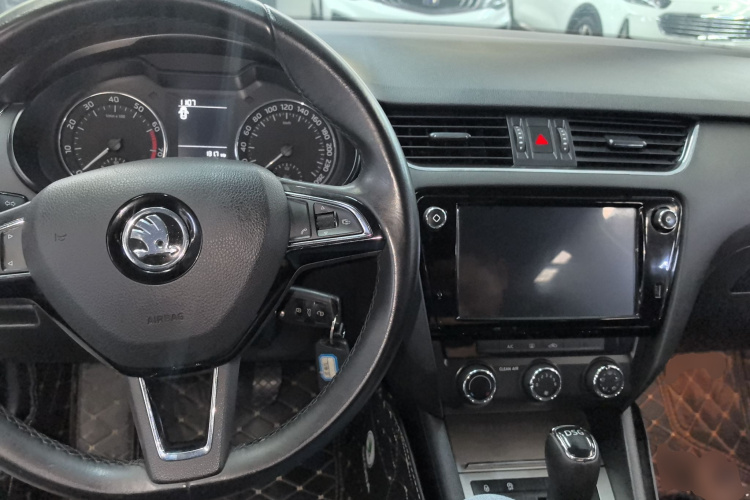 Skoda Octavia 2018 #10 Skoda Octavia 2018 car image #10