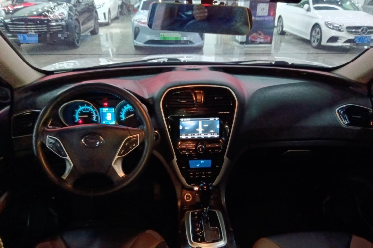 GAC Trumpchi GS5 Super 2016 car image #10