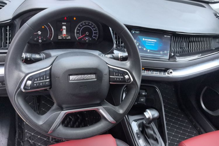 Haval H2s 2018 #10 Haval H2s 2018 car image #10