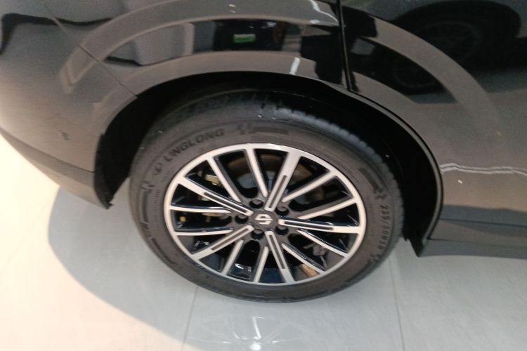 零跑汽车 零跑B10 2025 汽车图片 #10