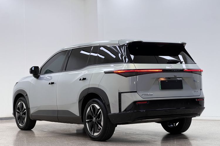 Toyota Bozhi 3X 2025 immagine di auto #10