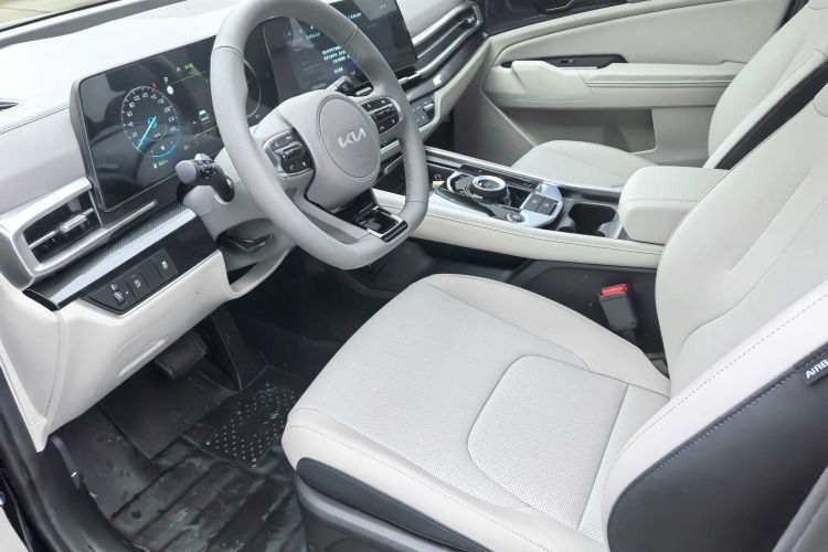 起亚 狮铂拓界 2025 汽车图片 #10