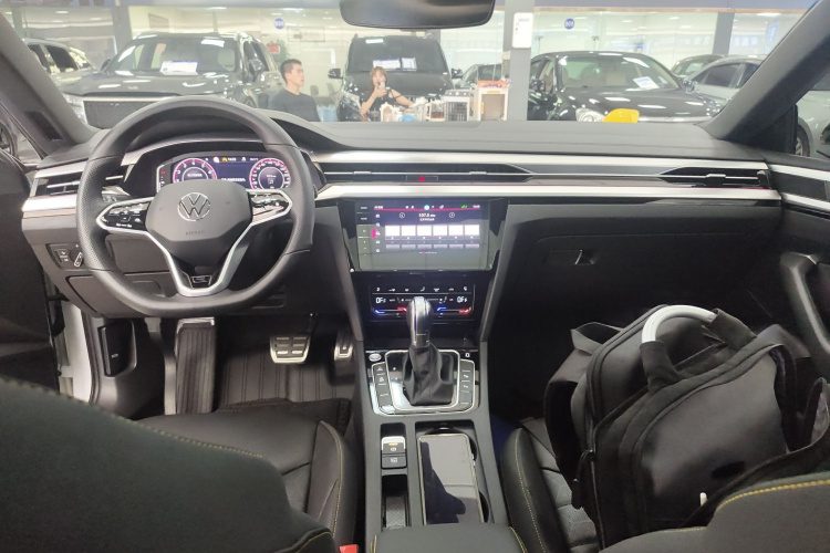 Volkswagen CC (FAW-Volkswagen) 2024 car image #10