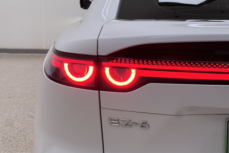 马自达 马自达EZ-6 2024 汽车图片 #10