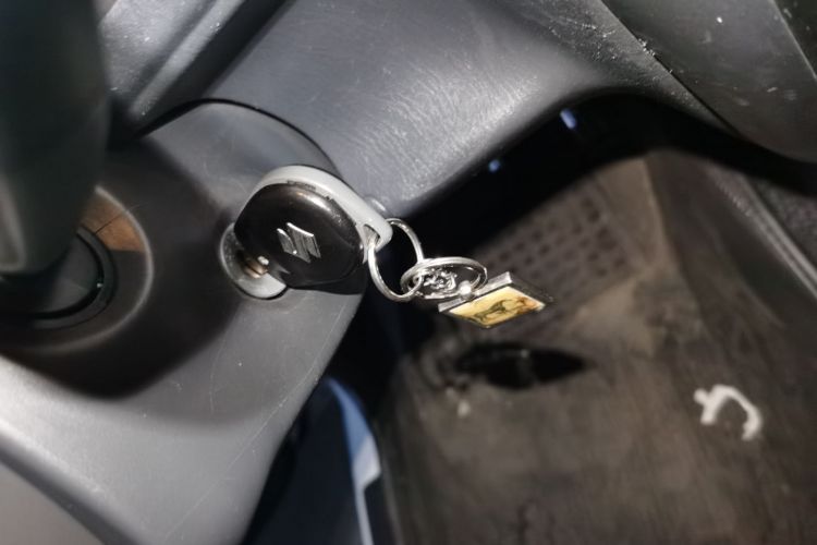 Suzuki Jimny (Imported) 2015 изображение автомобиля #10