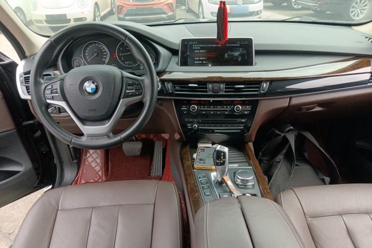 BMW X5 2017 car image #10