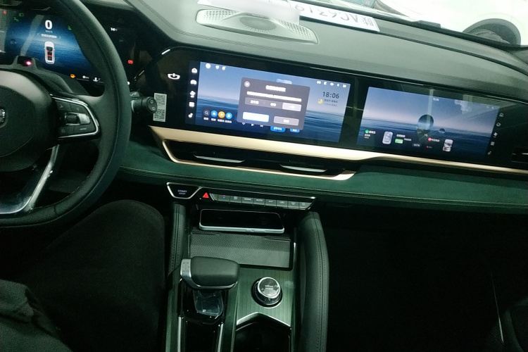 GEELY Monjaro MHEV 2025 #10 GEELY Monjaro MHEV 2025 car image #10