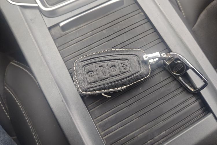 GEELY Emgrand 2021 #10 GEELY Emgrand 2021 car image #10