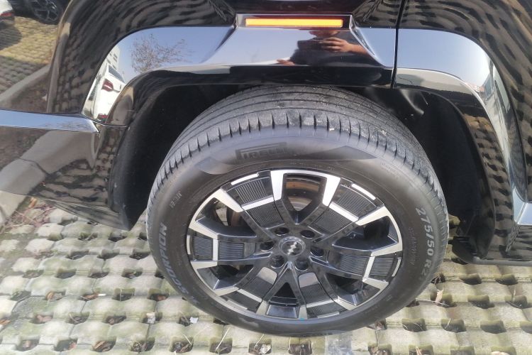 FangChengBao Leopard 8 2025 car image #10