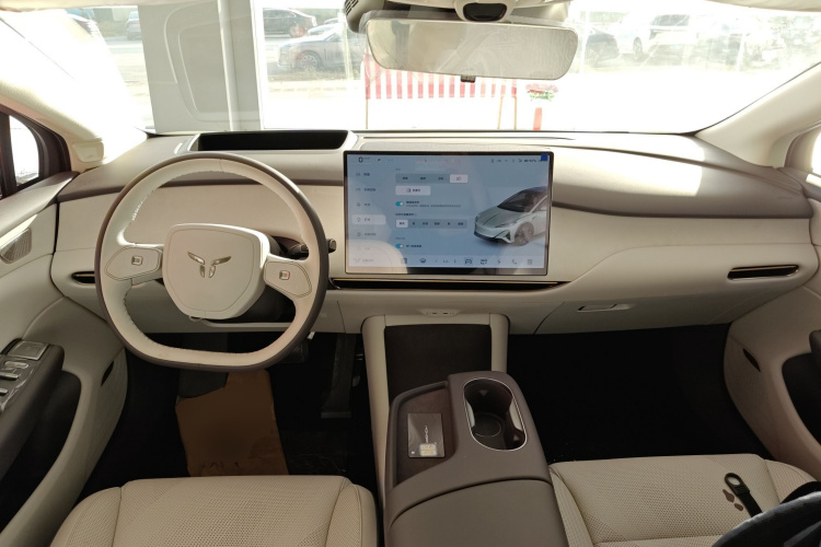 HongQi TianGong 05 2025 #10 HongQi TianGong 05 2025 car image #10