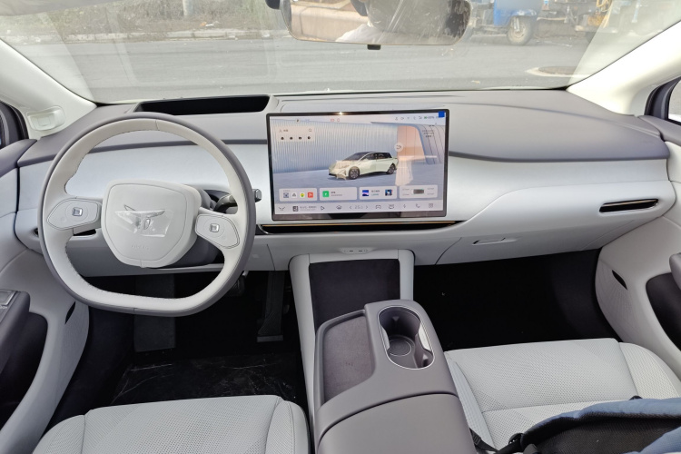 HongQi TianGong 05 2025 #10 HongQi TianGong 05 2025 car image #10