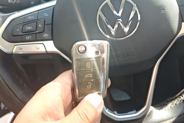 Volkswagen Tayron GTE 2021 #10 Volkswagen Tayron GTE 2021 car image #10