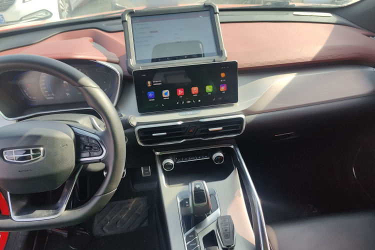 GEELY Coolray 2019 #10 GEELY Coolray 2019 car image #10