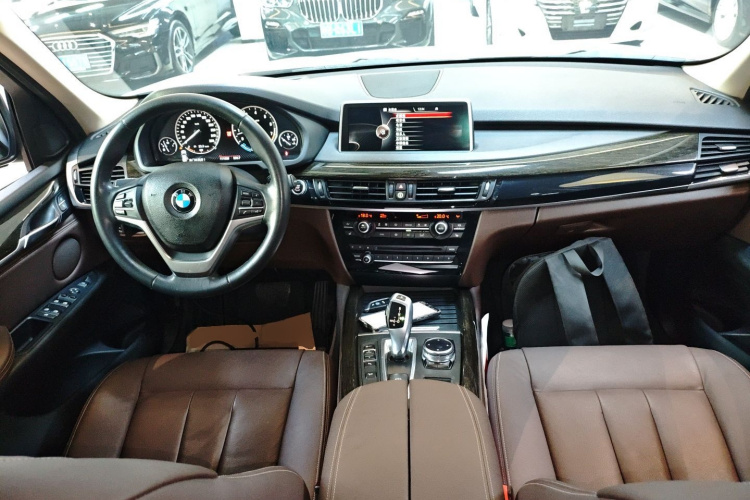 BMW X5 2014 car image #10