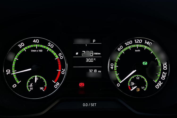 Skoda Octavia 2019 car image #10