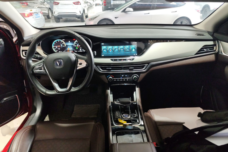 Changan Eado EV 2018 car image #10