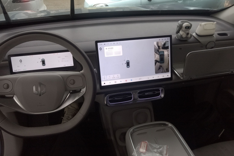 零跑汽车 零跑B10 2025 汽车图片 #10