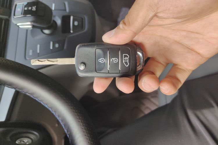 Ford E-Transit 2023 car image #10