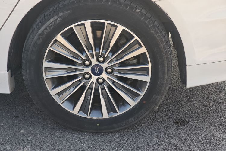 Ford Mondeo New Energy 2018 car image #10