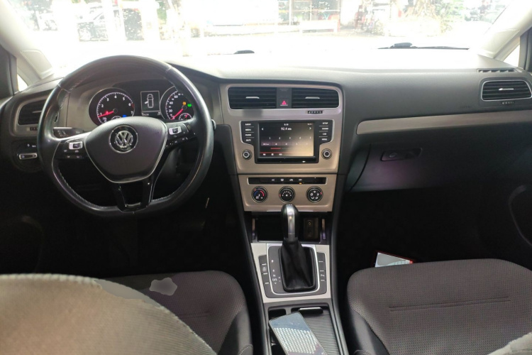 Volkswagen Golf (Imported) 2016 imagem de carro #10