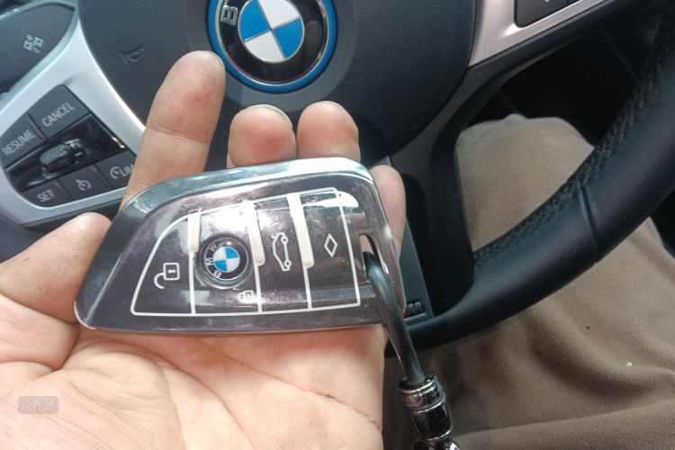 BMW i3 2024 #10 BMW i3 2024 car image #10