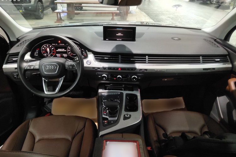 Audi Q7 2016 car image #10