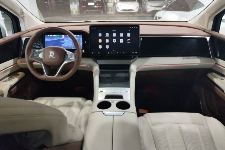 BYD Xia 2025 #10 BYD Xia 2025 car image #10