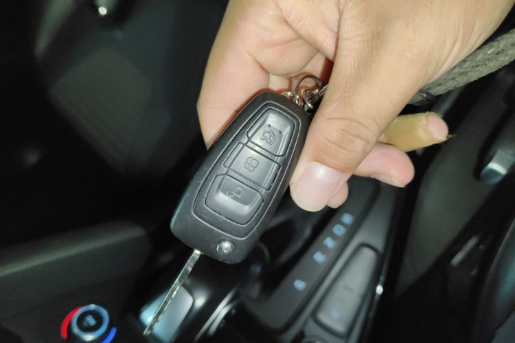 Ford Focus 2016 #10 Ford Focus 2016 car image #10