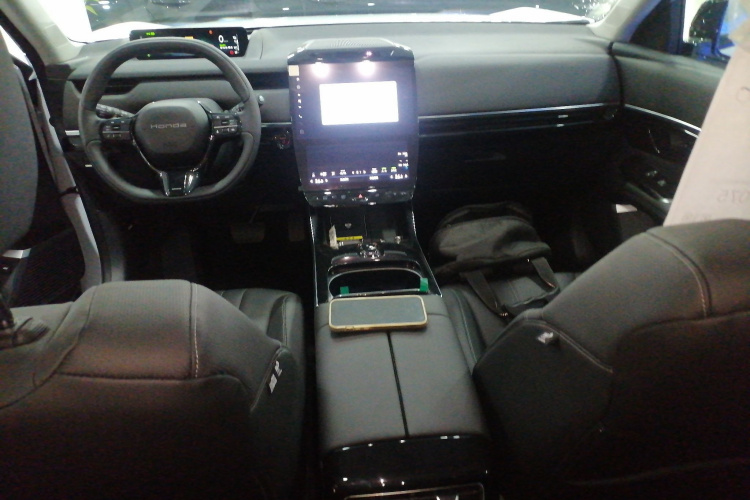 Honda P7 2025 #10 Honda P7 2025 car image #10