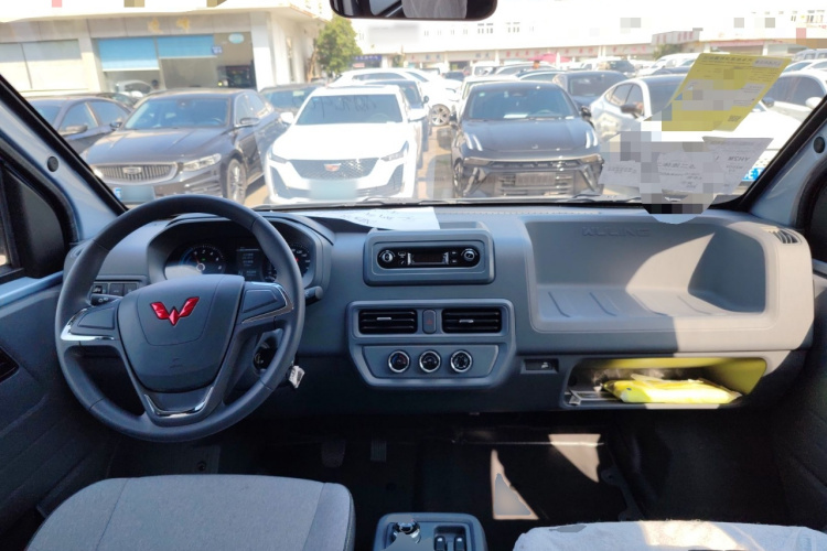 五菱汽车 五菱扬光 2025 #10 五菱汽车 五菱扬光 2025 汽车图片 #10