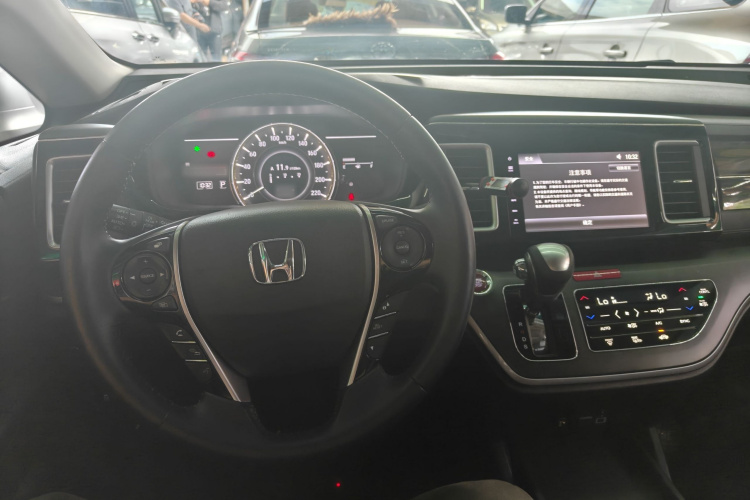 Honda Elysion 2018 car image #10