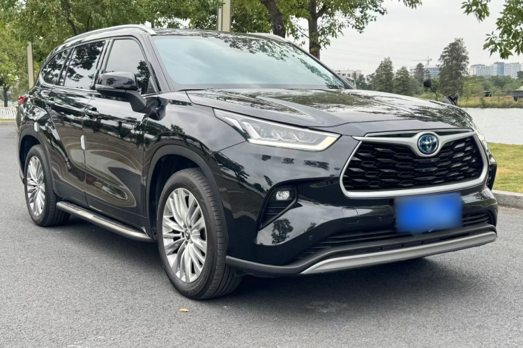 Toyota Highlander (Imported) 2022 immagine di auto #10