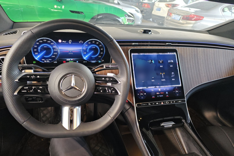 Mercedes-Benz EQE Class 2024 car image #10