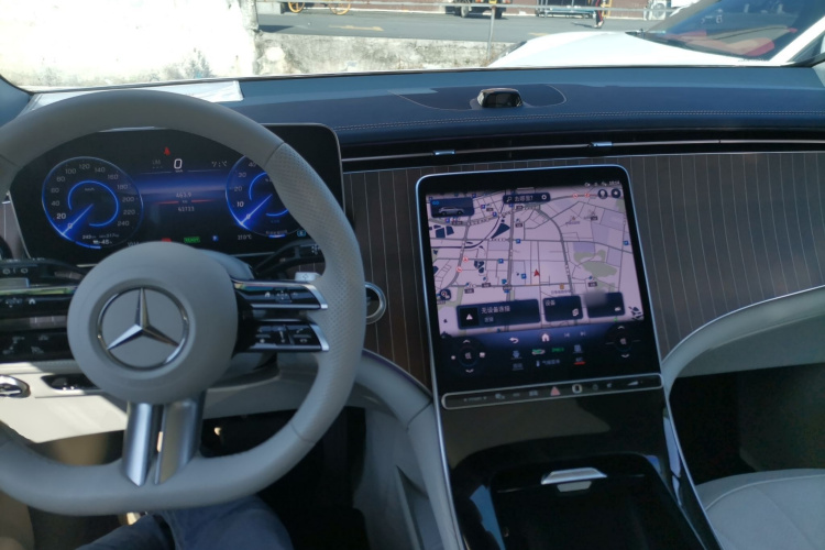 Mercedes-Benz EQE Class 2023 car image #10