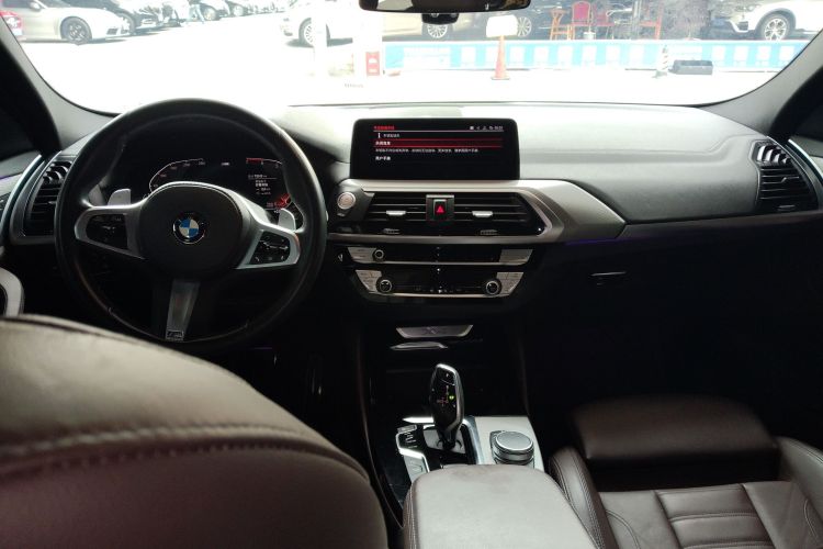 BMW X4 M40i 2020 #10 BMW X4 M40i 2020 car image #10