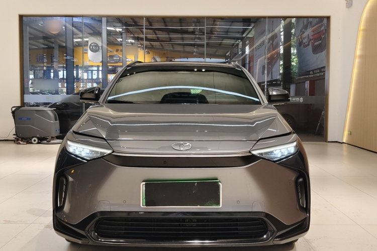 Toyota bZ4X 2023 #10 Toyota bZ4X 2023 immagine di auto #10