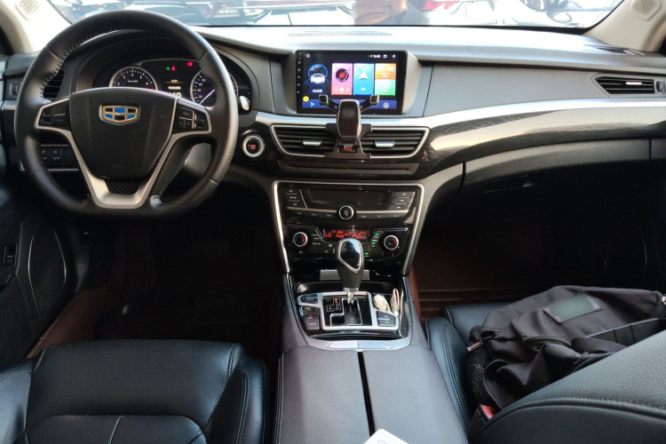 GEELY Ulion 2015 immagine di auto #10