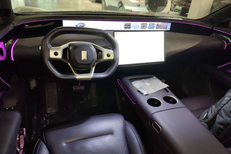 Avatr 07 2024 car image #10