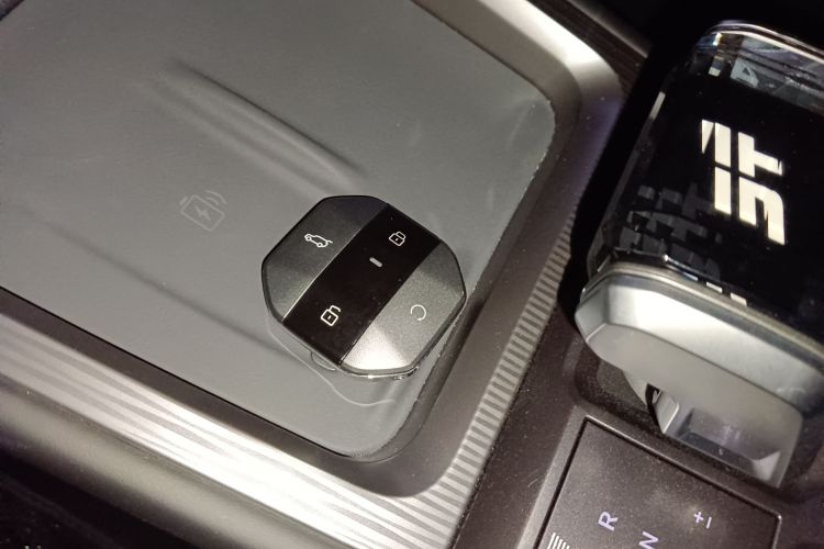 Jetour Freeman 2025 car image #10