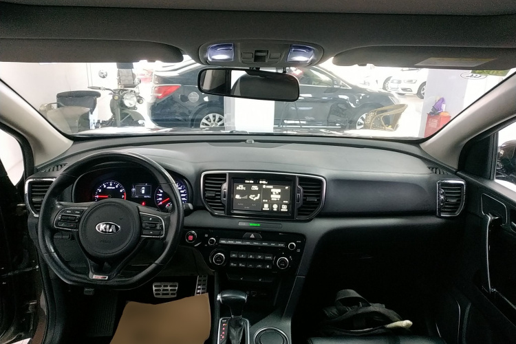 Kia KX5 2016 car image #10