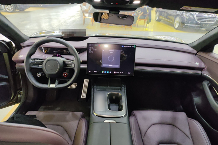 MI SU7 2025 car image #10