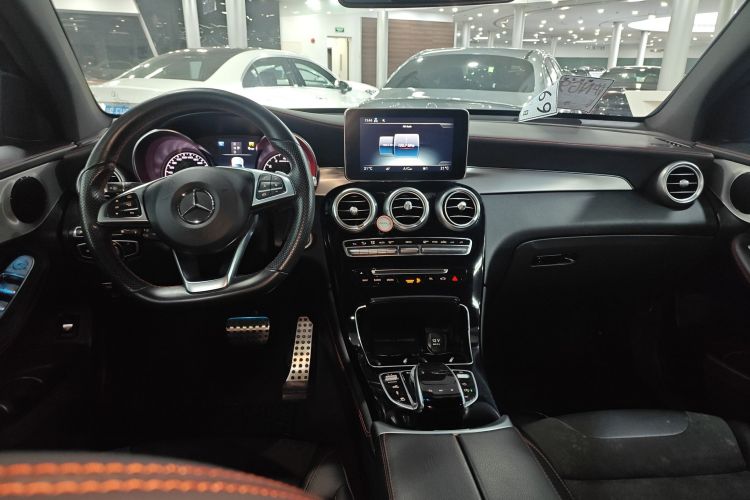 Mercedes-Benz GLC Coupe AMG 2018 صورة سيارة #10