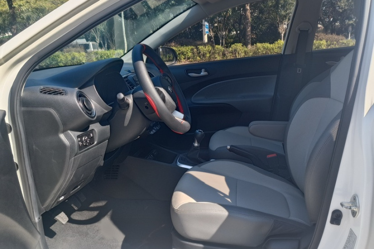 Kia Pegas 2020 imagem de carro #10