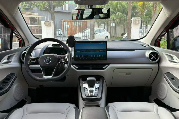 BYD Yuan Pro 2022 car image #10