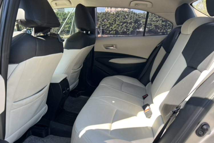 Corolla 2020 car image #10
