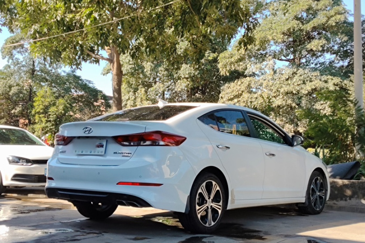 Hyundai Elantra AD 2018 car image #10