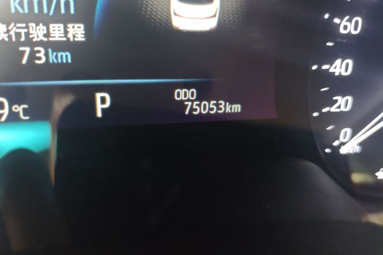 Toyota Avalon 2023 car image #10