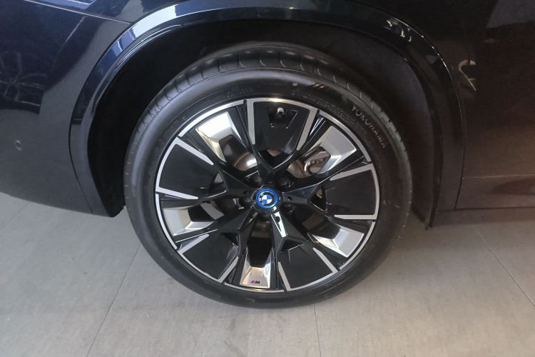 BMW iX3 2024 #10 BMW iX3 2024 car image #10